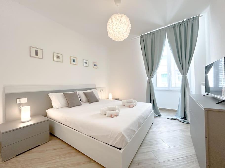 Lusso In Centro Storico - Wifi - Ac Appartement Savona Buitenkant foto