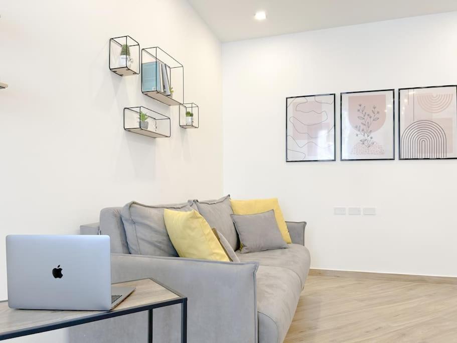 Lusso In Centro Storico - Wifi - Ac Appartement Savona Buitenkant foto