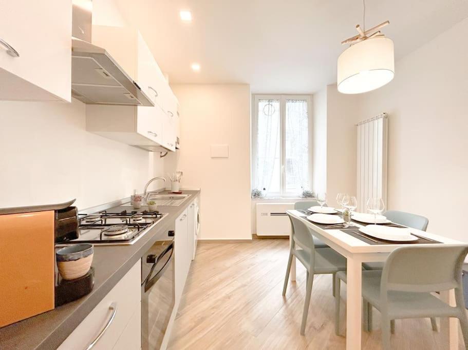 Lusso In Centro Storico - Wifi - Ac Appartement Savona Buitenkant foto